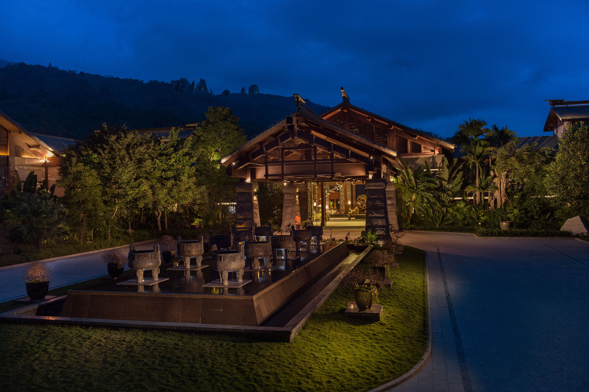 Doubletree Resort By Hilton Hotel Hainan - Qixianling Hot Spring Baoting Exterior foto