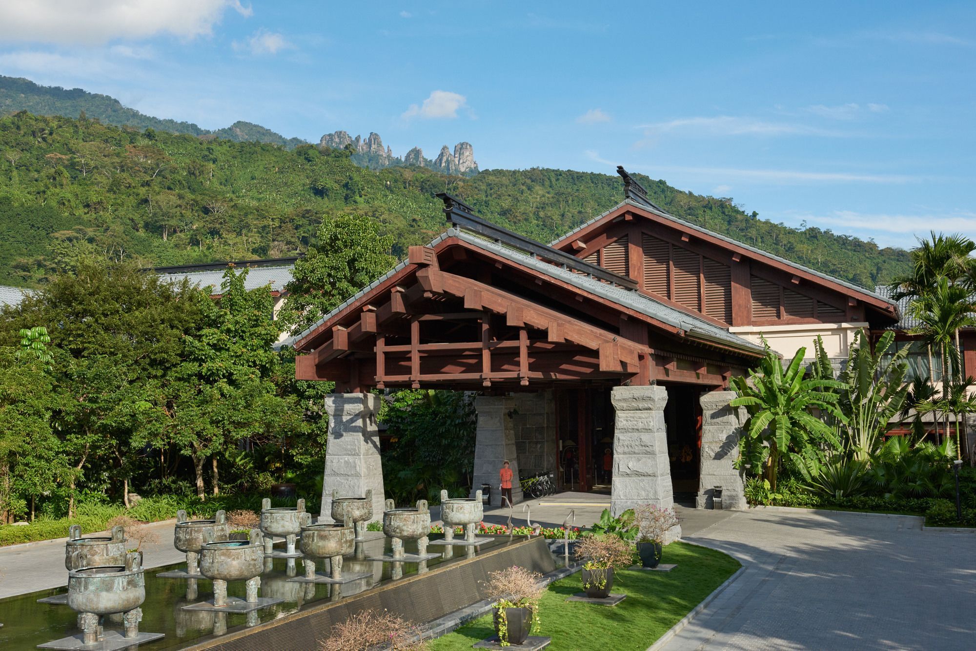 Doubletree Resort By Hilton Hotel Hainan - Qixianling Hot Spring Baoting Exterior foto