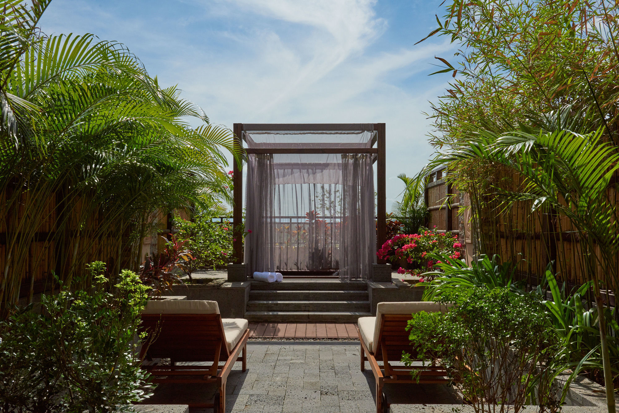 Doubletree Resort By Hilton Hotel Hainan - Qixianling Hot Spring Baoting Exterior foto